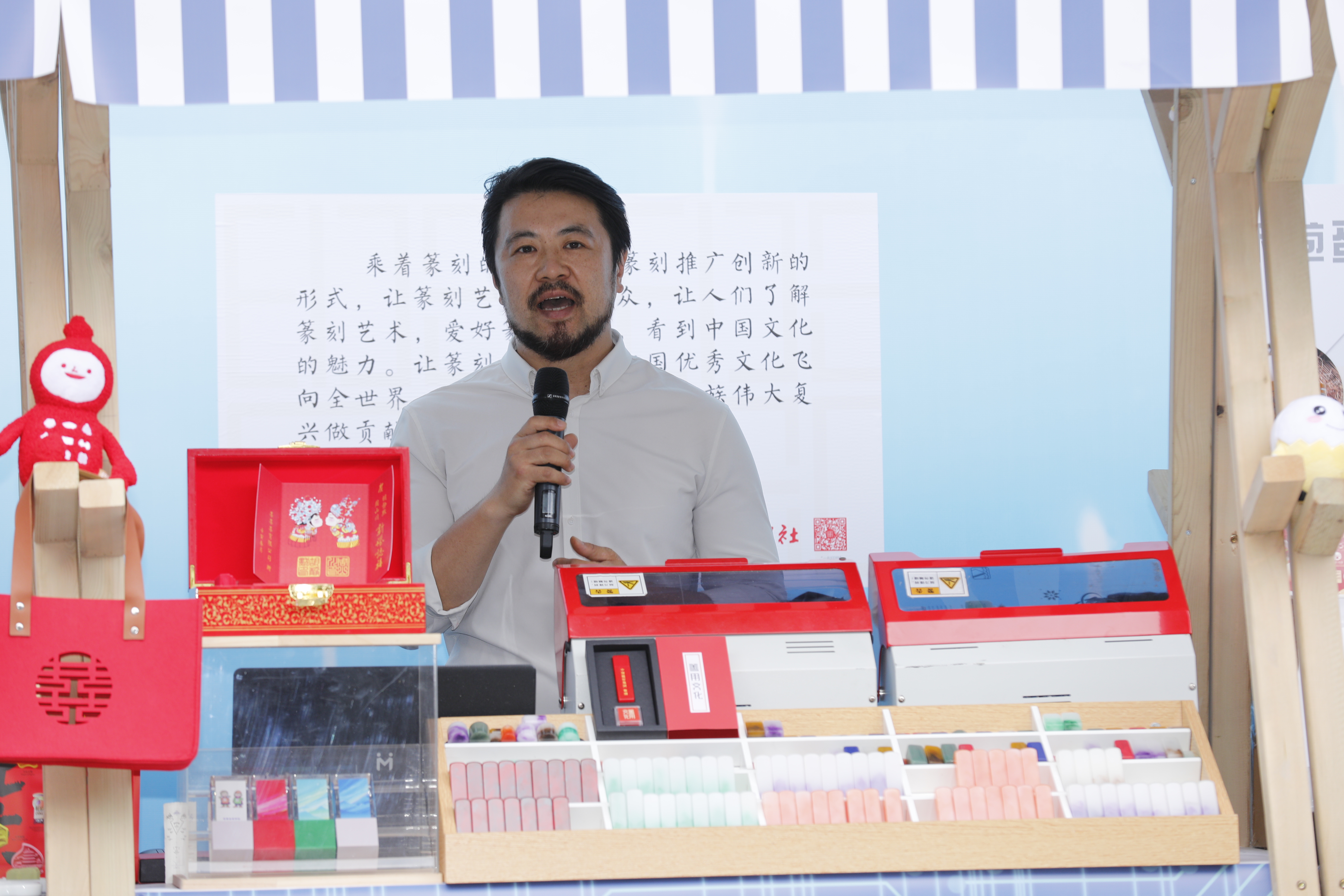 港澳新宝典正版资料库